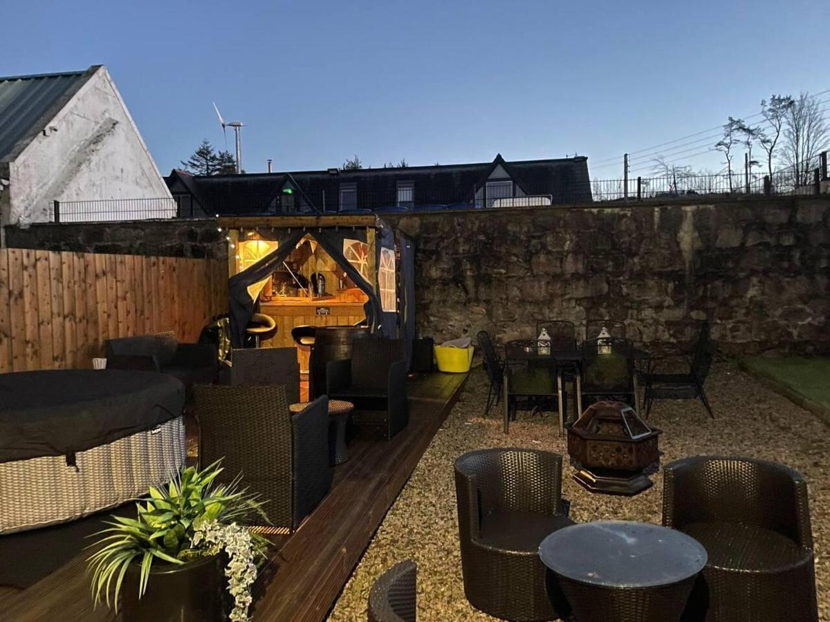 Rural Chapel Cottage Near Airport Bar & Hot Tub 阿伯丁 外观 照片